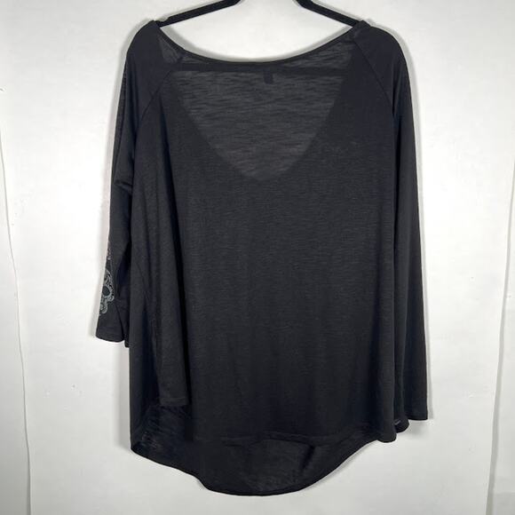 Torrid Women's Off Shoulder Top Shirt 3X Black Skull Long Sleeve Punk Goth - Picture 5 of 8